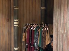 -暴风岛沉浸式体验馆(百联世纪店)