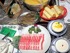 -禄婶鸡煲·打边炉