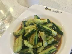 -张大师鸭爪爪特色干锅(南湖店)
