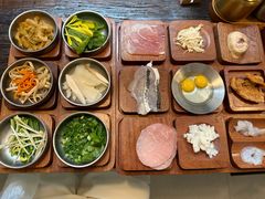 -银米·云南传统过桥米线(双廊黑金冠店)