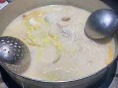 -煲宫猪肚鸡(昆山金鹰国际购物中心店)