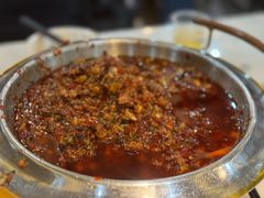 -凤凰路何眼镜香辣蟹(花果园店)