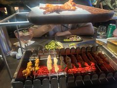 -麦凯伦烧烤·精酿超级工厂店(金桥总店)