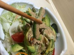 牛油果沙拉-小句号·精致料理(江南环球港店)