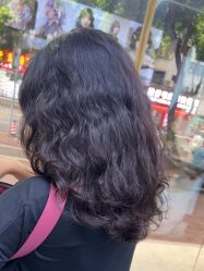 点击看大图 -藤野造型专业烫染接发