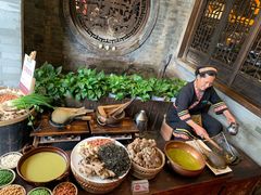 -凤凰山斑鱼馆(恭城店)