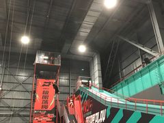 -极限PLAY运动娱乐新世界·团建派对表演休闲馆·室内高空游乐园