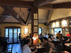 大堂-古董花园(思南路42弄小区店)