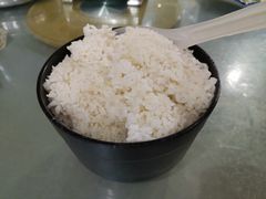 米饭-梓檚中餐厅湖北菜小龙虾武昌鱼排骨藕汤(黄鹤楼店)