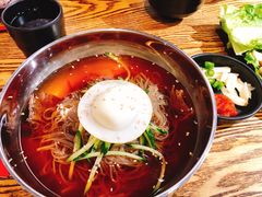 冷面-吴草鸡爪오초닭발韩食堂(融恒盈嘉中心店)