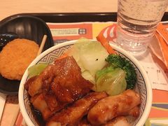 蔬菜鸡肉饭-吉野家(长沙五一广场IFS店)