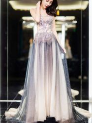 点击看大图 -GRACE KELLY婚纱与礼服(北京店)