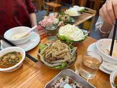 -黔三一夺夺粉酸汤火锅(百信店)