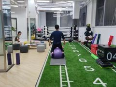 -P.T HERO私人健身工作室(吾悦国际店)