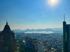 -Hi City·城市之巅