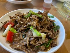 -芦茨金富饭庄·25年老字号·专做稻草鸡