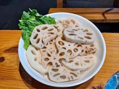 -野山舂·贵州现舂酸汤火锅(鸿通城店)