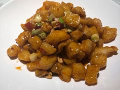宫保鳕鱼丁-悦海·家宴·冰花皮皮虾大锅贴(宝龙店)