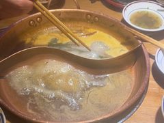 -洱火云南酸菜牛肉火锅(石景山当代商城店)