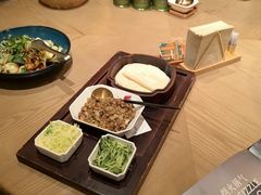 -耶里夏丽·丝路国际·新疆餐厅(浦东区东方路店)