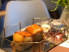 scones-Oasis Bar & Grill