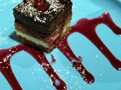 -米德维奇俄式西餐厅(西六道街店)