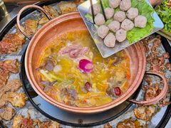 -老渔家·白族·石板烧·野生菌火锅(古城中心店)
