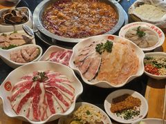 -一斗火锅·招财羊毛肚(北温泉九号店)