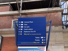 -维多利亚火车站