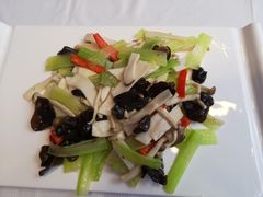 -尚岛私房菜(西方巷店)