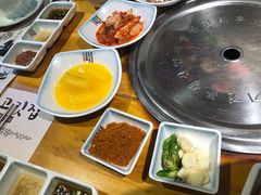 -唯成•韩国炭火烤肉 유성고기