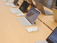 -华为授权体验店(中山公园来福士)