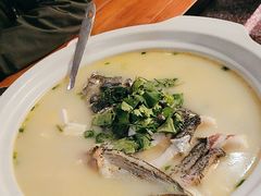 -新白鹿餐厅(百联中环店)