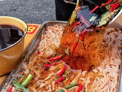 -拈签一笑黄牛肉辣卤串串