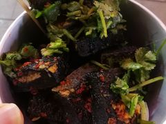 臭豆腐-黑色经典臭豆腐·湖南特产(步行街店)