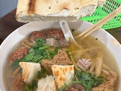 牛肉丸子-赵家名吃四味烩菜(东大寺门食品街店)