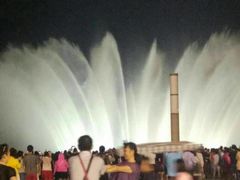 -东港音乐喷泉广场