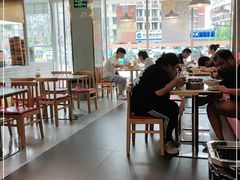 大堂-百年尹氏汤包(湖南路狮子桥店)