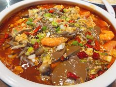 -东来菜馆•手抓海鲜家常菜•海鲜锅贴(鸽子窝店)