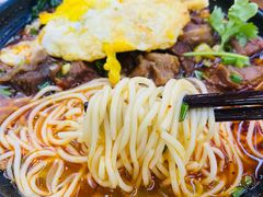 招牌牛肉面-耙豌豆重庆小面