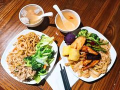 -百荷园蔬食自助餐厅(德辉广场店)