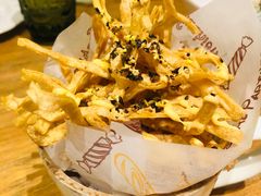 -秘密旅行Bonjour(黑金冠 江南西店)