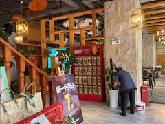 -香山湖家家宴(中山陵店)