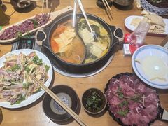 -苗阿哥酸汤牛肉火锅(体育场店)