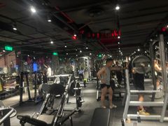 -威尔仕健身会所(古北1699店)