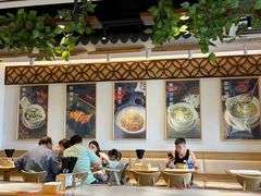 -馋三尺蟹粉小笼(人民广场店)