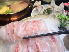 -得意咚瓜·顺德鱼生·冬瓜火锅(深圳首店)