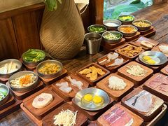 -银米·云南传统过桥米线(双廊黑金冠店)