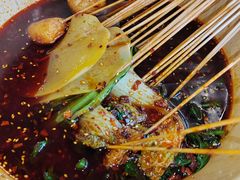 -拈签一笑黄牛肉辣卤串串