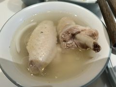 -东椰·海南椰子鸡火锅(朝阳门店)